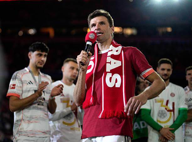 宝彩网-穆勒：感谢拜仁25年陪伴 孔帕尼：穆勒精神永在