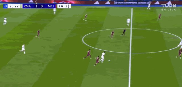 1740003952655032189.gif 姆巴佩.gif