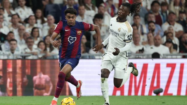 3D走势图-国家德比巴萨评分：亚马尔9分，莱万5分